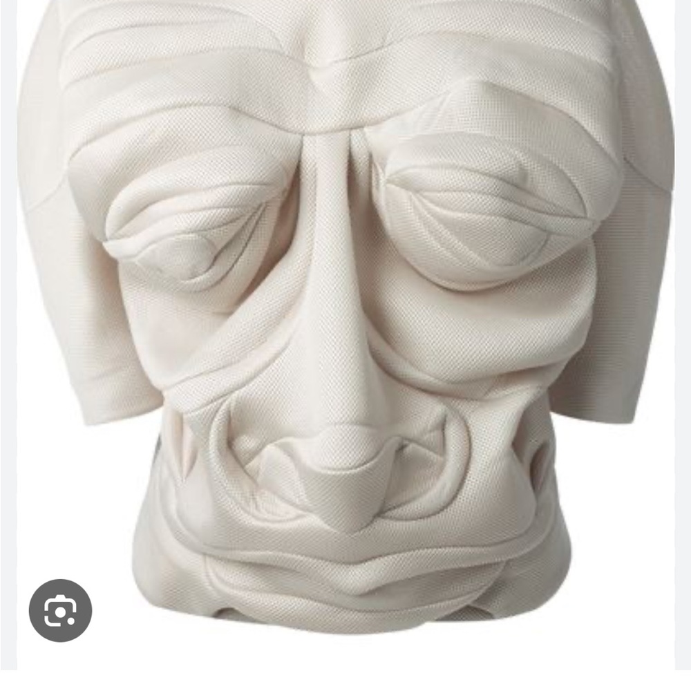 Henrik Vibskov face top